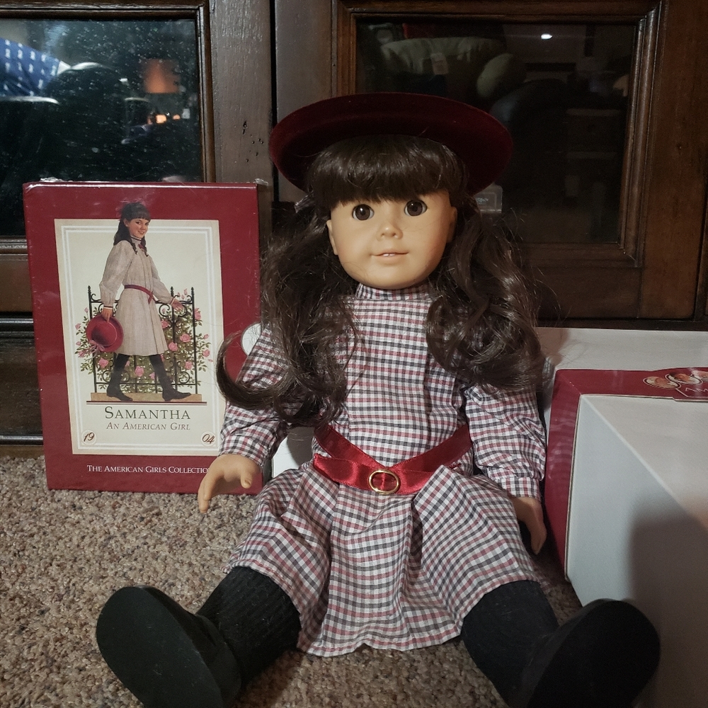 PRICE DROP!!! American Girl Doll Samantha - Picture 3 of 8